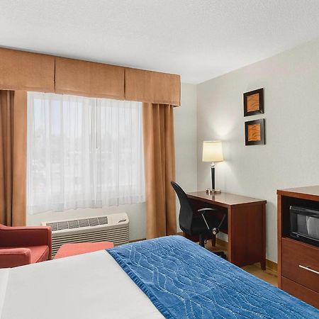 Comfort Inn & Suites Vancouver Downtown City Center Exterior foto